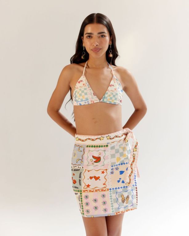 beachwear-stylish-comfortable-vacation-essentials-big-3
