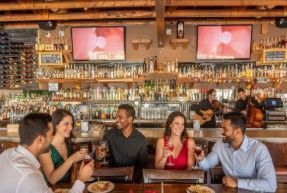 discover-san-diego-bars-with-live-music-big-0
