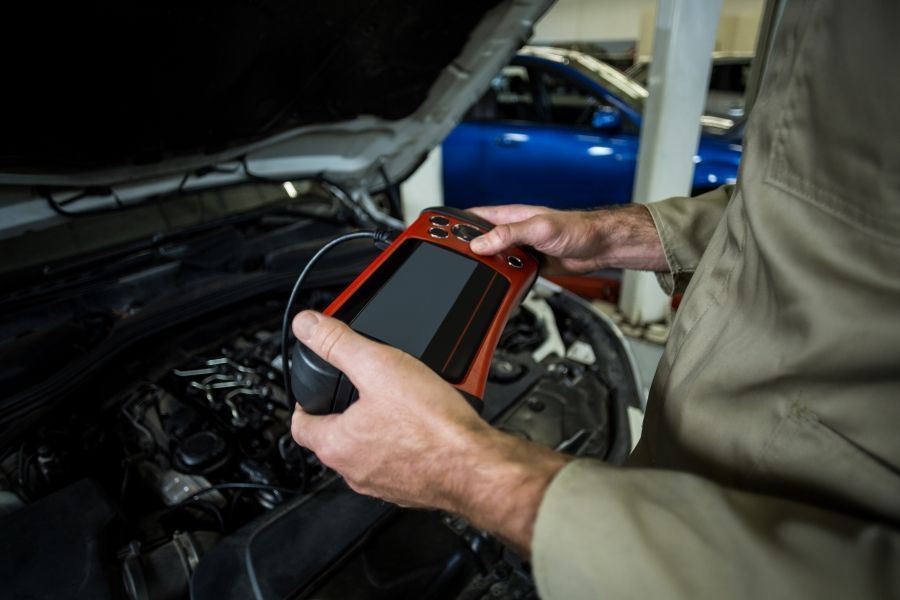vehicle-diagnostics-solutions-by-sparq-for-smart-big-0