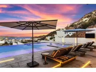 cabo-villa-with-yacht-experience-small-1