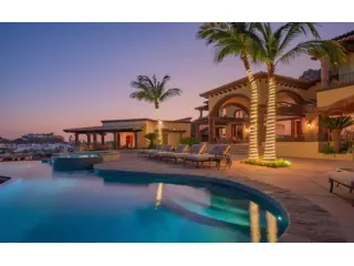 cabo-private-yacht-charter-small-1