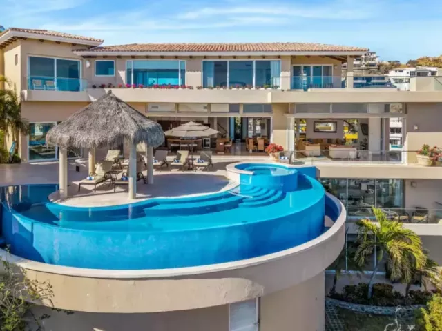 cabo-beachfront-vacation-homes
