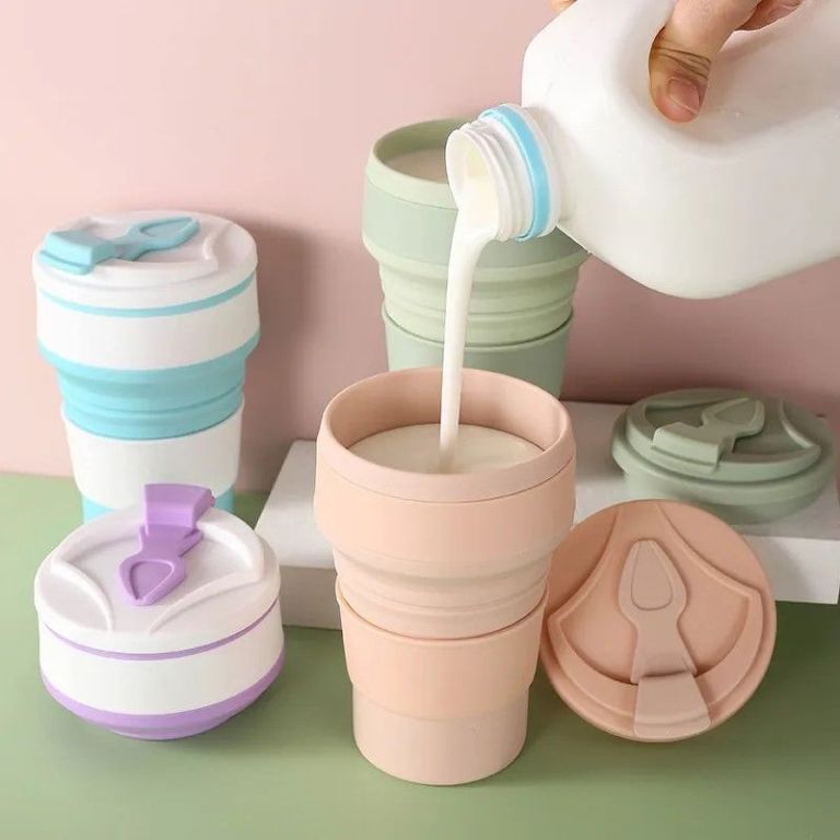 collapsible-travel-cup-with-lid-big-0
