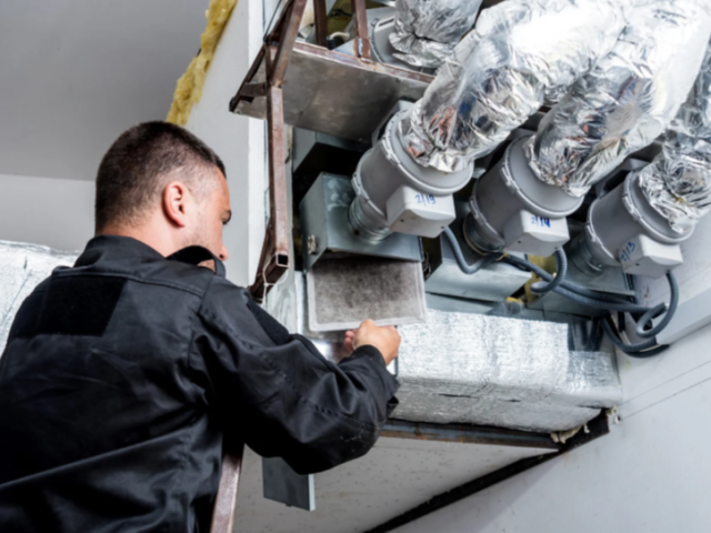 industrial-cleaning-services-for-complex-facility-maintenance