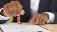 mobile-notary-public-reliable-document-signing-at-your-doorstep-big-0
