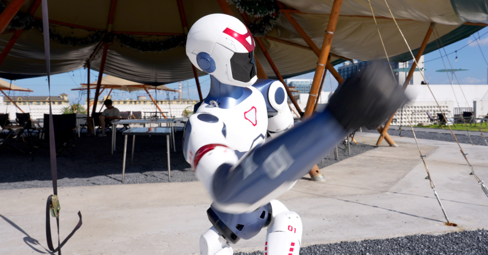 innovation-meets-intelligence-with-the-unitree-r1-humanoid-robot-big-0