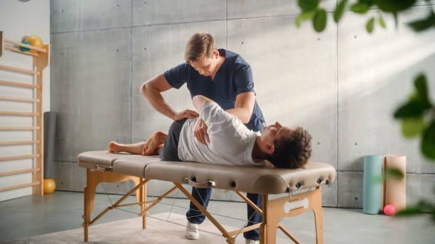 chiropractor-in-putnam-county-helps-in-improving-back-pain-big-0