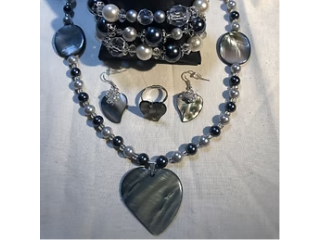 handcrafted-necklaces-by-love-beaded-jewelry-unique-style-small-0