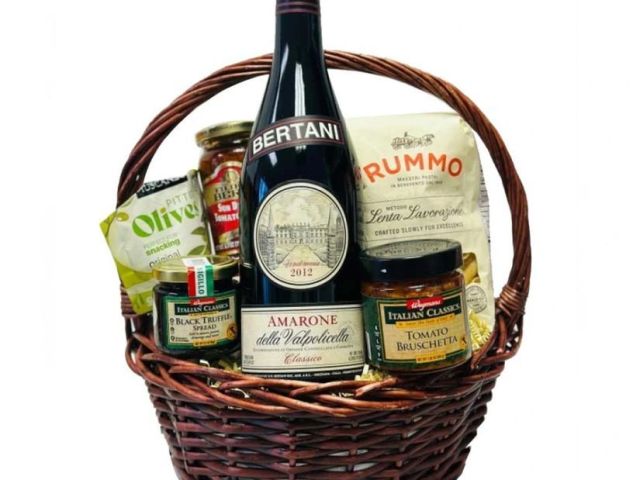 premium-wicker-wine-gift-set-for-birthdays-and-special-occasions