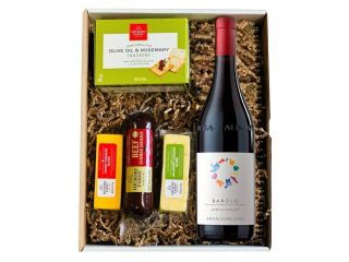 best-summer-wine-gifts-for-friends-family-and-special-moments-small-0