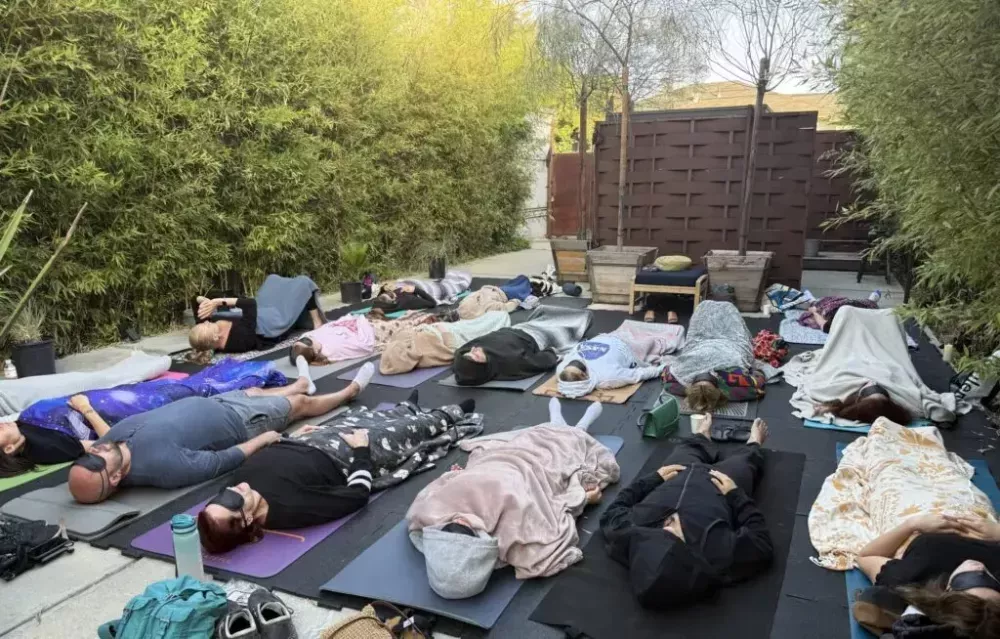 kundalini-yoga-kundalini-awakening-in-emotional-trauma-release-big-0