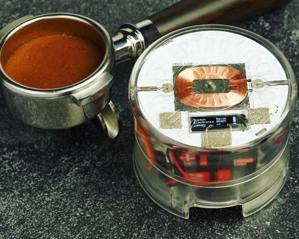 perfect-your-espresso-with-the-best-espresso-makers-tamper