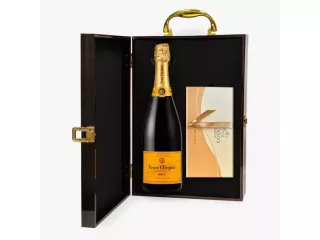 looking-for-champagne-gift-delivery-in-massachusetts-shop-now-small-0