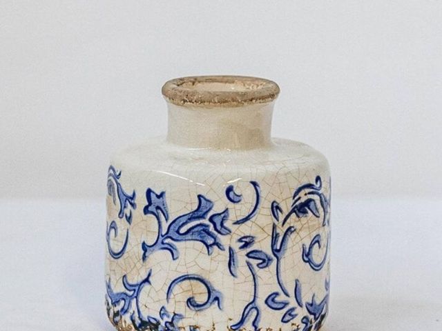 floral-ceramic-vase