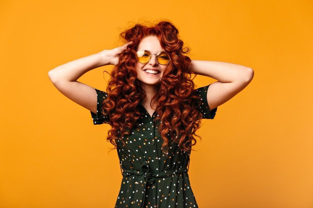 curly-haircut-in-nyc-defined-style-experience-at-heelsnboots-big-0