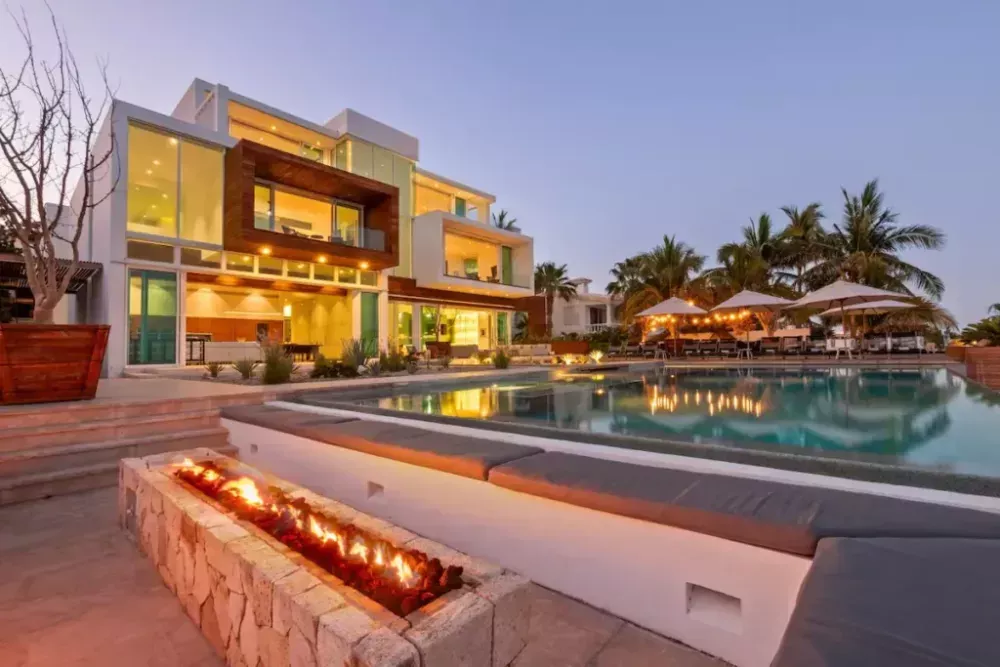 luxury-villa-rentals-cabo-mexico-big-2