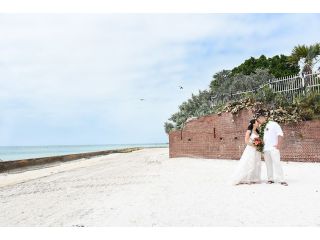 experienced-key-west-wedding-coordinator-small-1