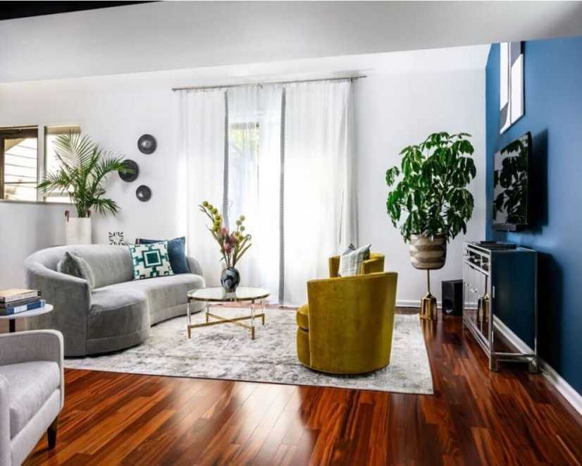luxury-statement-wall-decor-chevy-chase