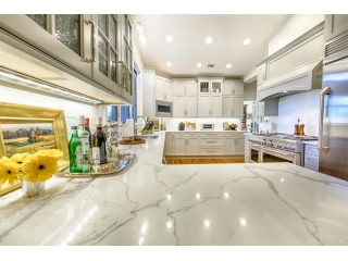 quartz-granite-countertops-near-me-premium-designs-small-0