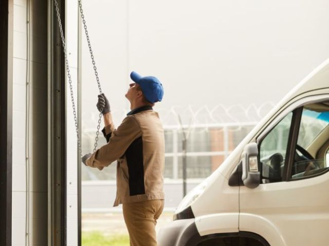 expert-garage-door-installation-in-san-fernando-hnm-garage-door