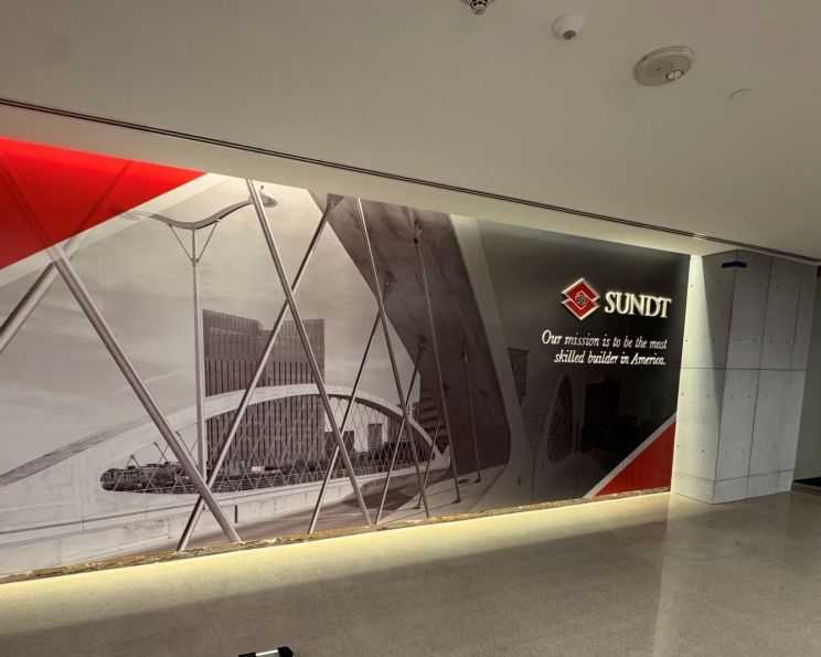 custom-lobby-signs-in-dallas