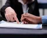 reliable-mobile-notary-services-illinois-for-document-signing