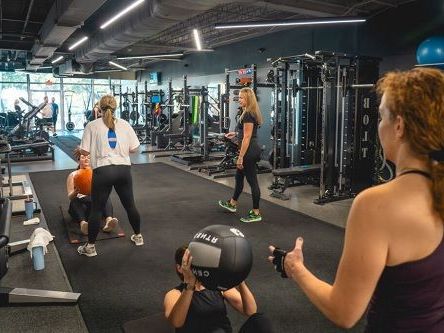 how-do-small-group-training-classes-help