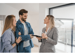 award-winning-persian-real-estate-agent-in-los-angeles-small-2