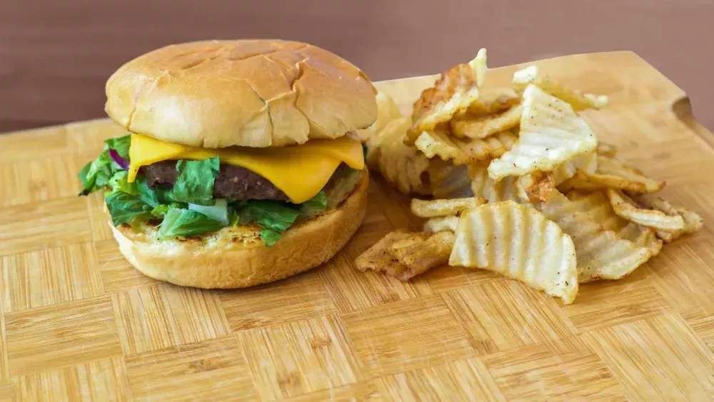 babas-kitchen-juicy-hamburgers-made-to-satisfy-big-0