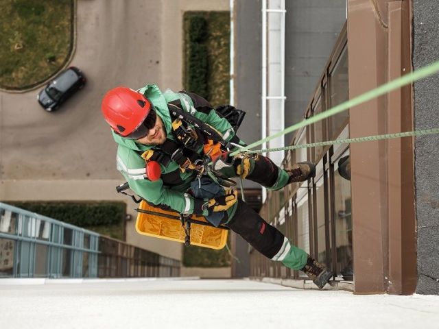 affordable-workplace-fall-protection-solutions-for-businesses