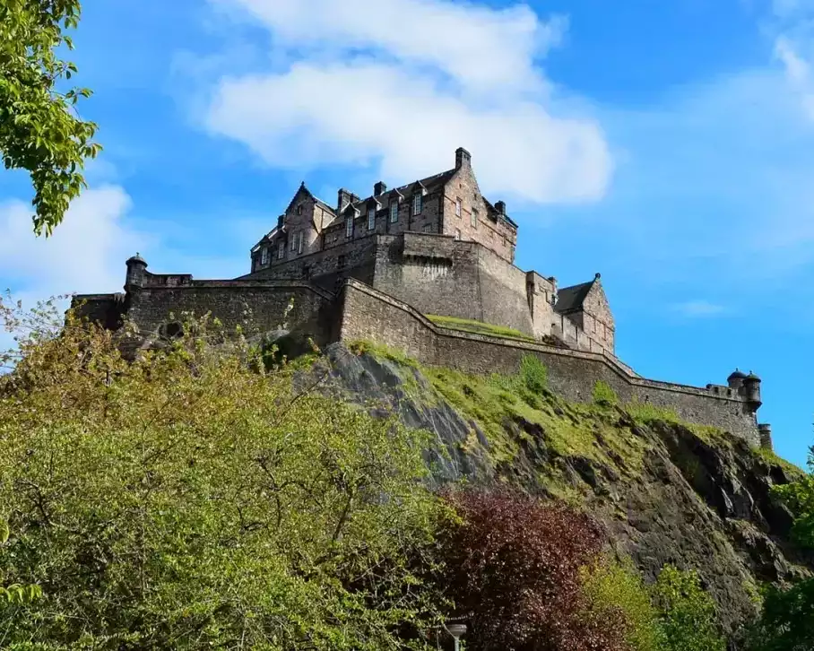 explore-the-magic-of-glencoe-private-tours-like-no-other