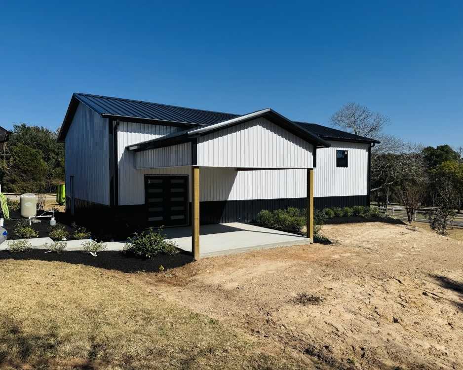 trusted-construction-company-for-barn-projects