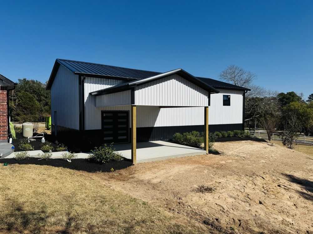 trusted-construction-company-for-barn-projects-big-0