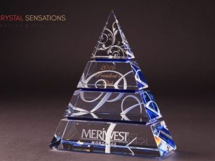 elegant-engraved-crystal-awards-for-timeless-recognition