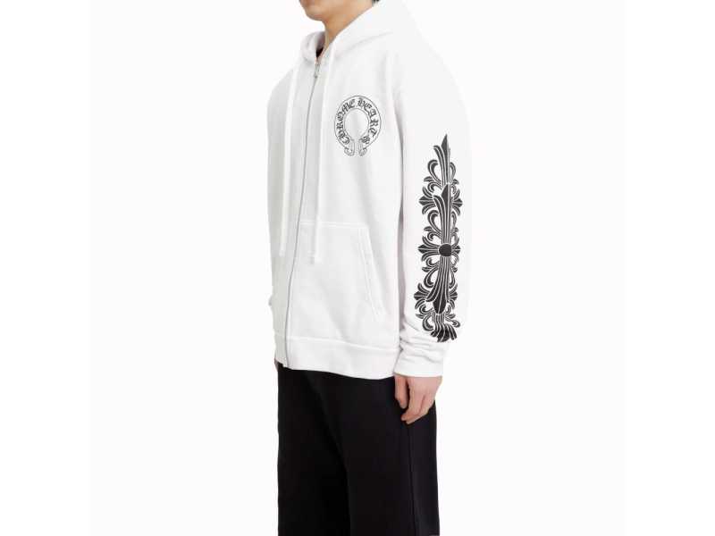 chrome-hearts-streetwear-style-guide-small-0