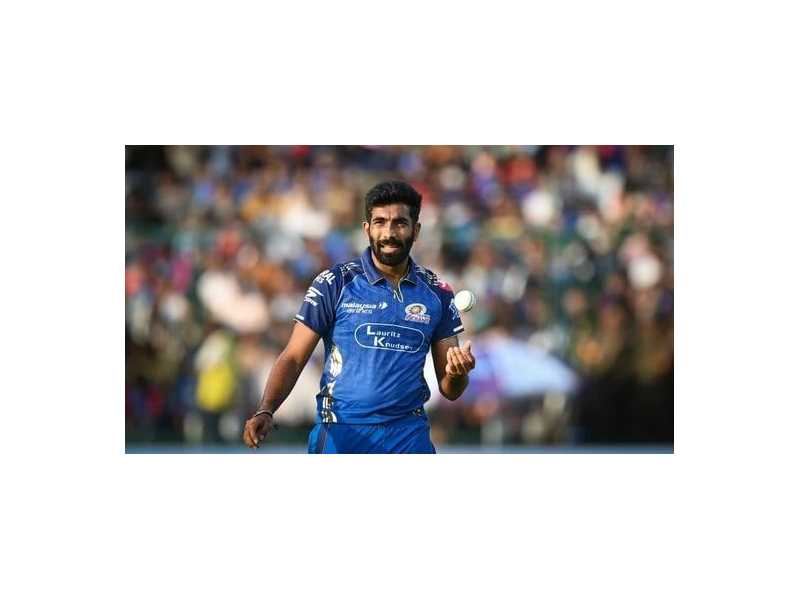 gt-vs-rcb-strategy-in-motion-with-khelosports-small-0