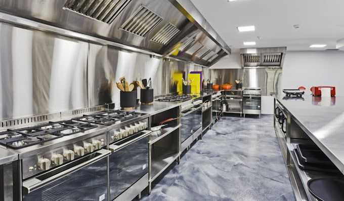 restaurant-kitchen-equipment-commercial-kitchens-big-0