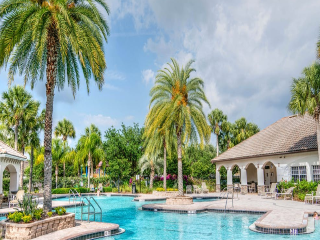 transform-your-pool-with-professional-renovation-services