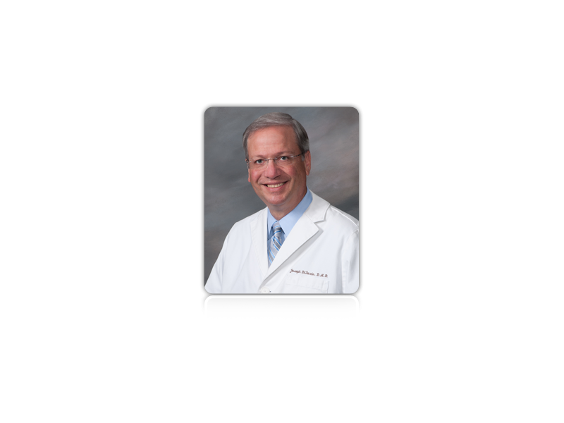 experienced-prosthodontist-delivering-advanced-patient-care-small-0