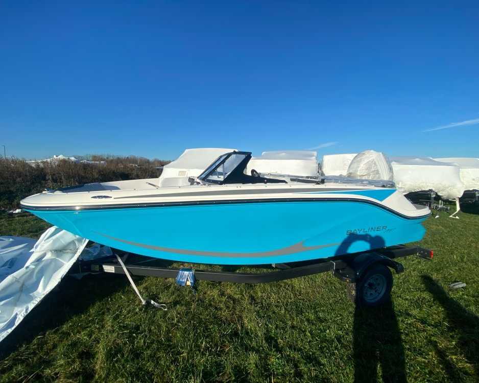 2025-bayliner-element-e17-new-bowrider-boat