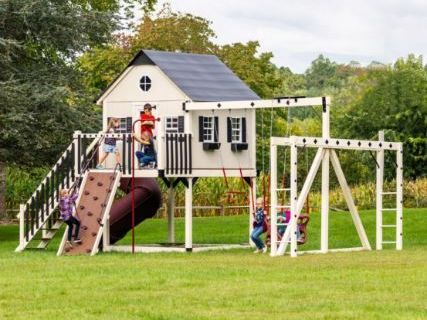 ready-to-design-a-functional-backyard-playground-new-jersey
