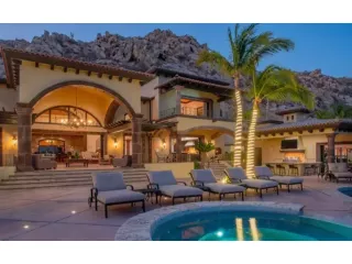 cabo-san-lucas-luxury-villa-and-yacht-rental-packages-small-2