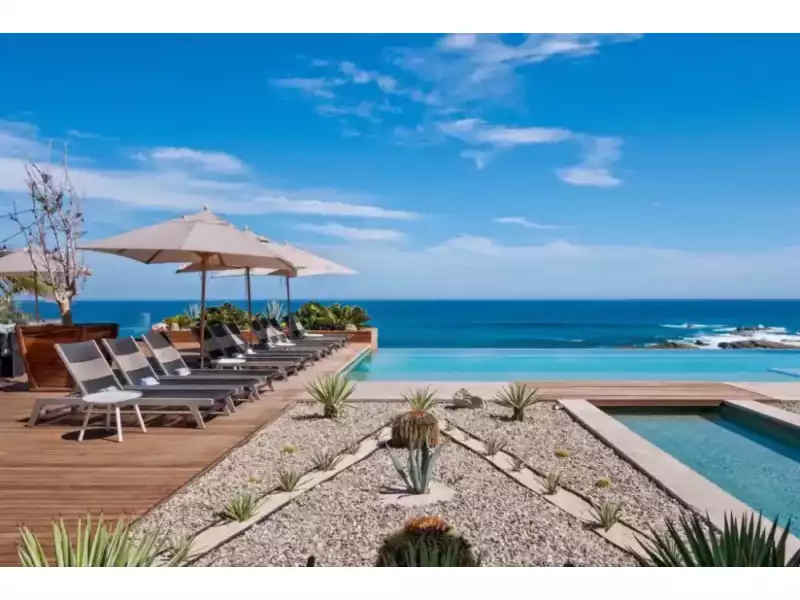 luxury-beachfront-villas-cabo-small-1