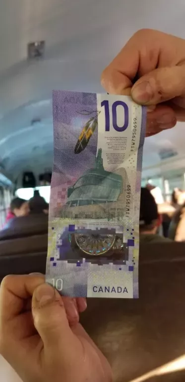premium-us-dollar-banknote-design-security-features-big-0