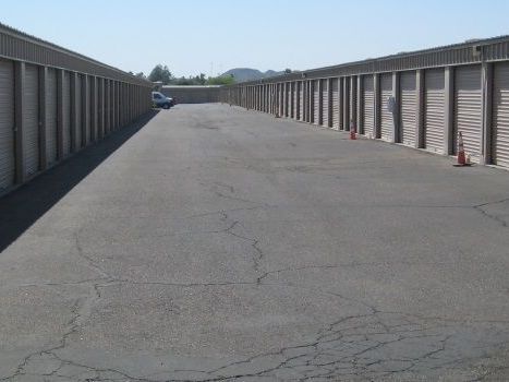 secure-affordable-mini-storage-in-deer-valley