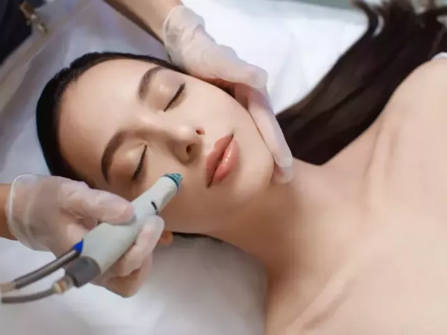 powerful-best-treatments-for-sun-damage-for-clear-skin