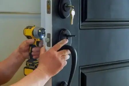 commercial-locksmith-tampa-services-big-0