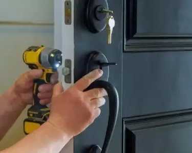 commercial-locksmith-tampa-services
