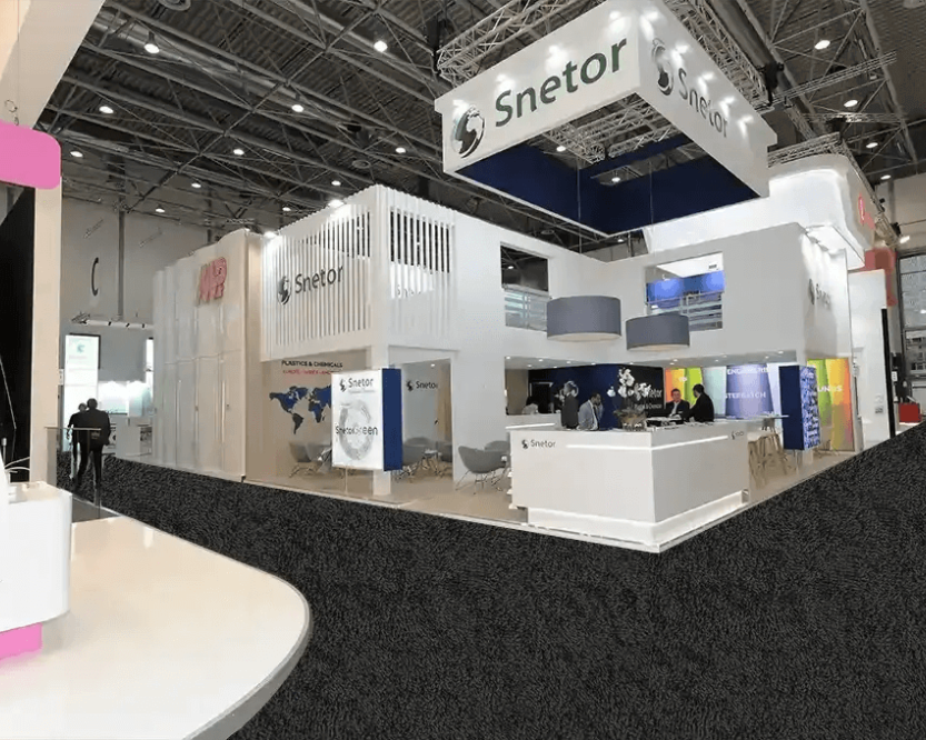 custom-40x40-exhibit-booth-designs-for-large-scale-exhibitions