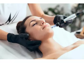 microneedling-tampa-for-smooth-youthful-skin-small-0
